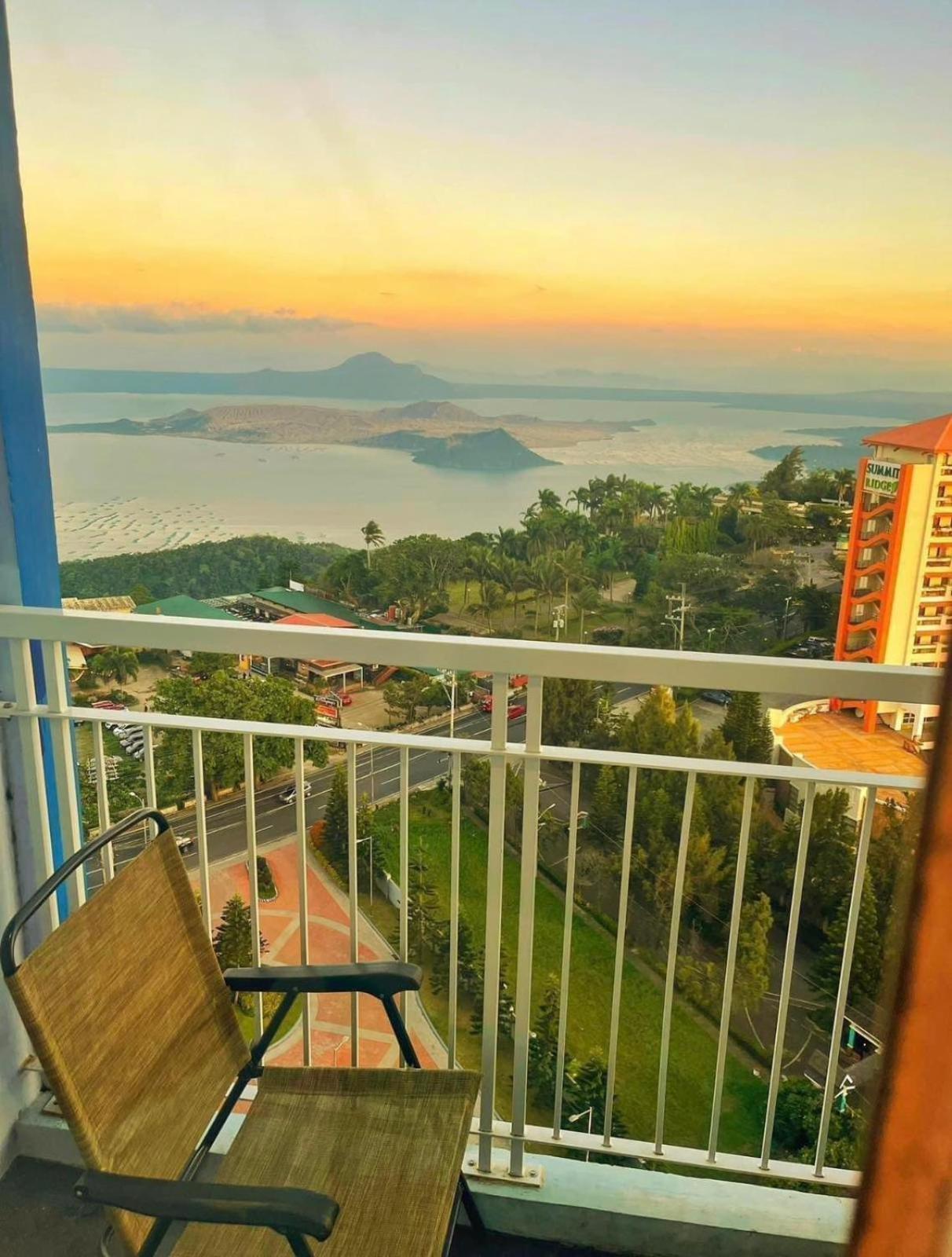 Jrt Suites Tagaytay Тагайтай Экстерьер фото